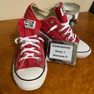 Converse all star chucks